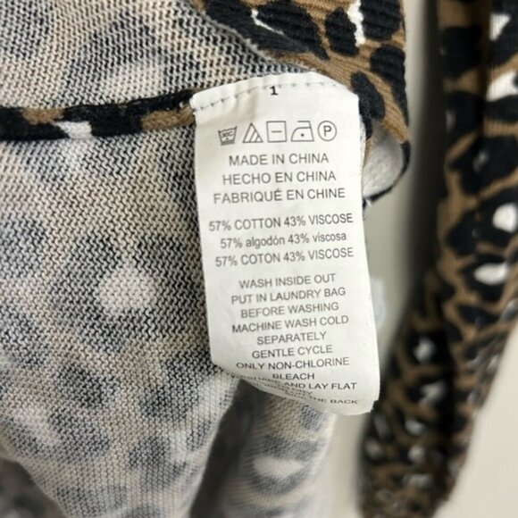 Michael kors v neck lightweight sweater size Medium - Picture 7 of 8